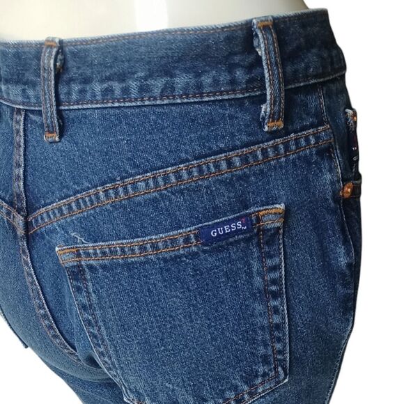 8101...Guess Bootleg Jeans Size 28, 29" Inseam 8" Rise - Picture 5 of 6